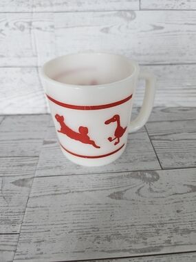 Vintage 1950s Hazel Atlas Red Farm Animals Milk Glass Child's Mug Cup Excellent